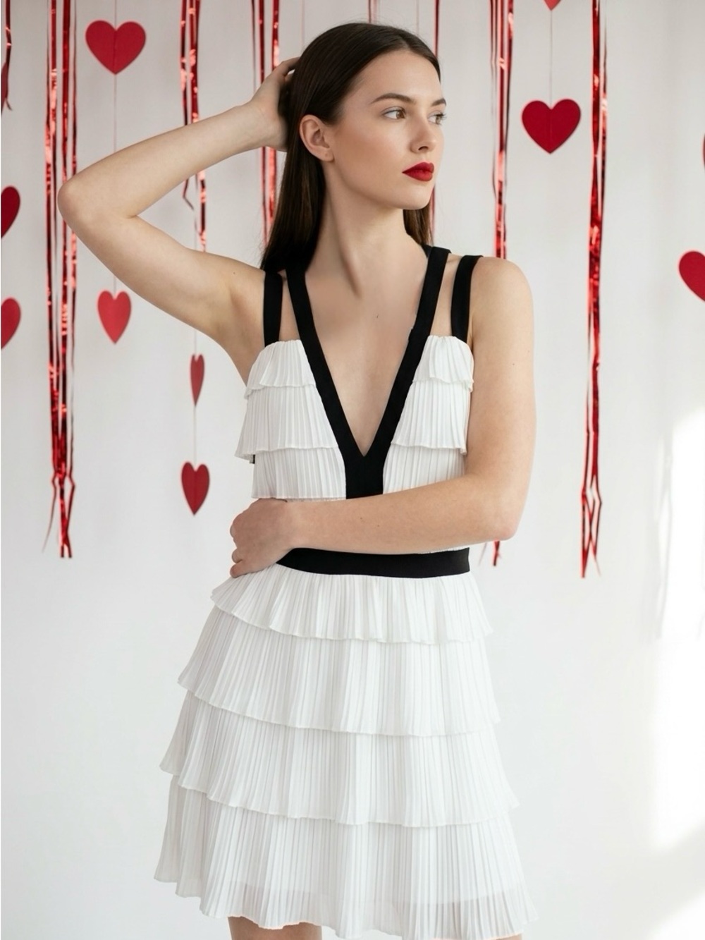 BCBGMAXAZRIA Hartley Pleated Tiered Dress | Black & White | Size 10